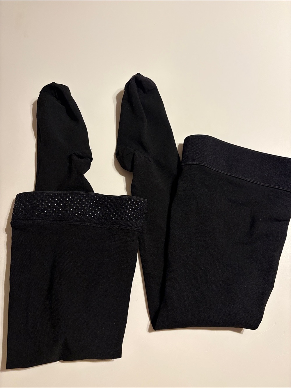 Women’s black compression thigh highs on-slip size large extra large new